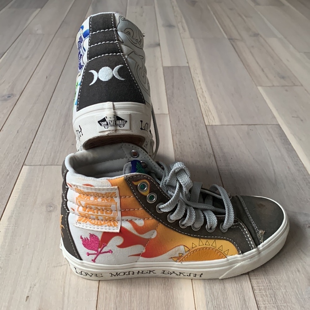 VANS - Picture 2 of 9